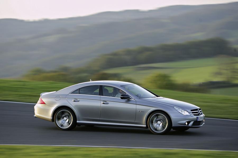  Mercedes-Benz CLS63 AMG 2009 года  (фото 10 из 46)